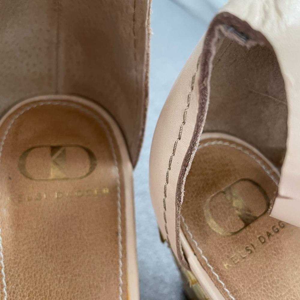 Kelsi Dagger | Wicker Wedge Size 9 1/2 - Picture 4 of 10